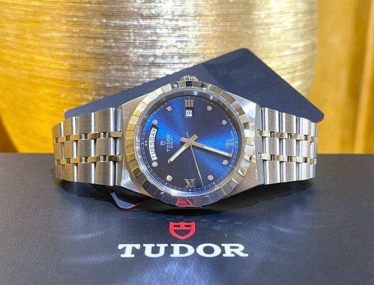 Tudor Royal daydate blu diamonds