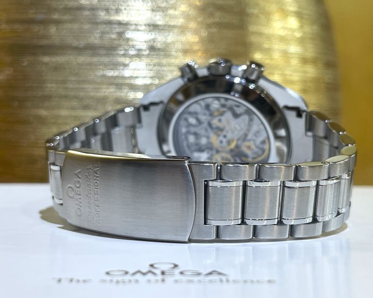 omega speedmaster moonwatch 1863 fondello a vista