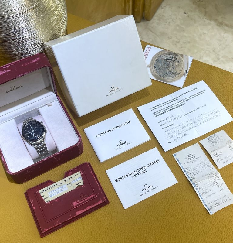 omega speedmaster moonwatch 1863 fondello a vista