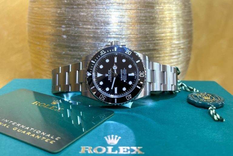 Rolex submariner 124060