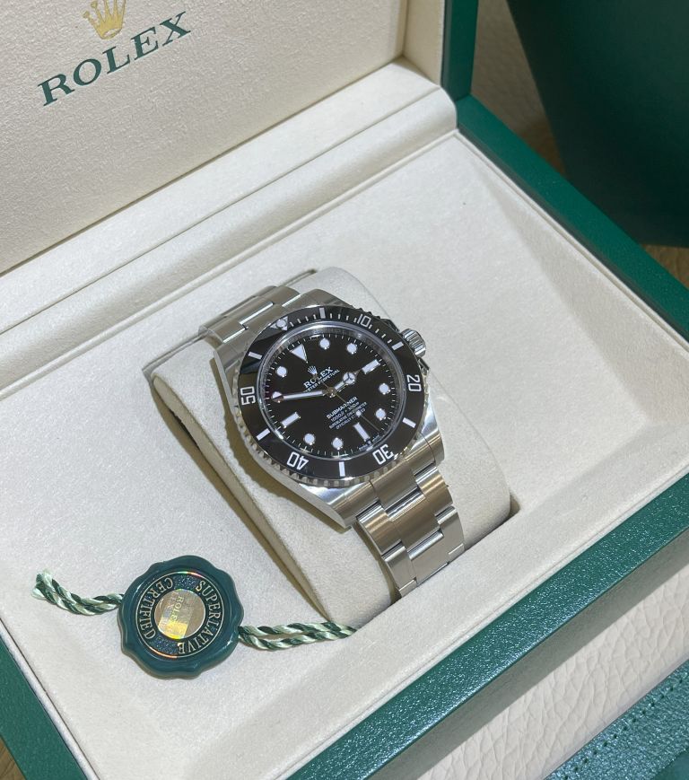 Rolex submariner 124060